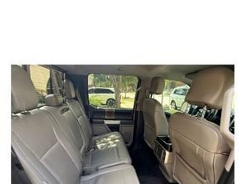 Used 2016 Ford F150 Lariat RWD image 4