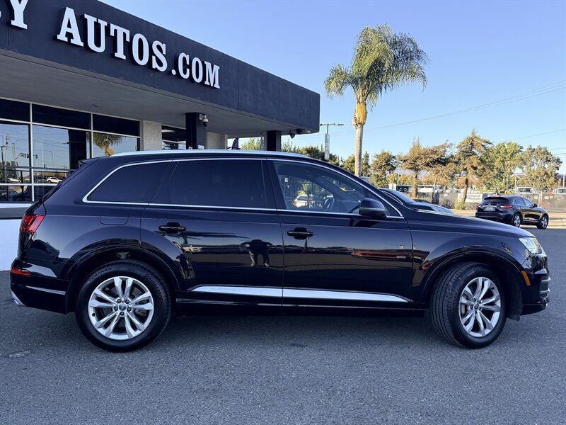Used 2019 Audi Q7 2.0T Premium AWD/4WD image 8