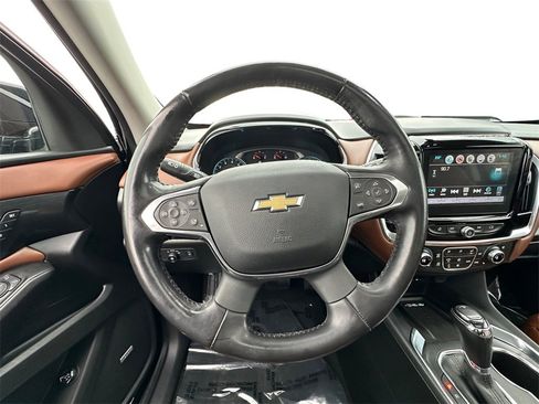 Used 2018 Chevrolet Traverse High Country image 12