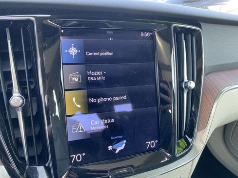 Used 2022 Volvo S60 B5 Inscription image 16