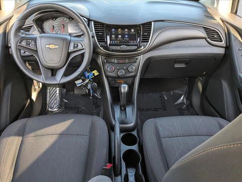 Used 2018 Chevrolet Trax LT image 15