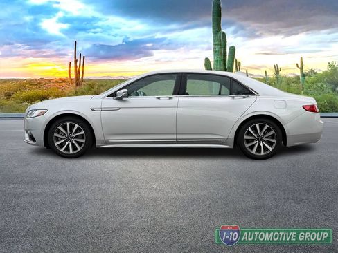 Used 2019 Lincoln Continental Premiere FWD image 8