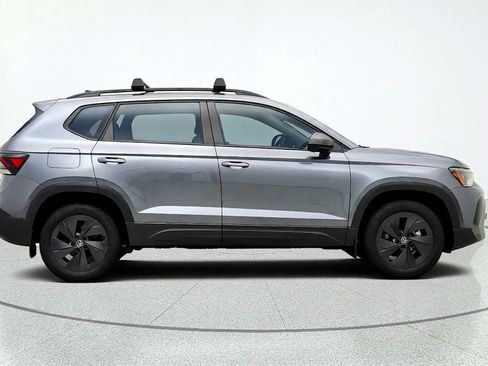 Used 2025 Volkswagen Taos S FWD image 4