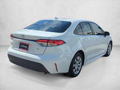 Certified 2024 Toyota Corolla LE FWD image 5