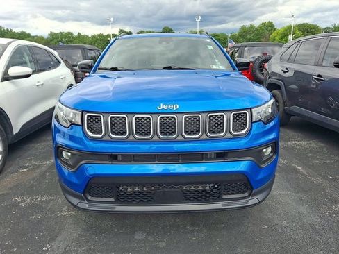 Certified 2023 Jeep Compass Latitude w/ Sun and Sound Group AWD/4WD image 2