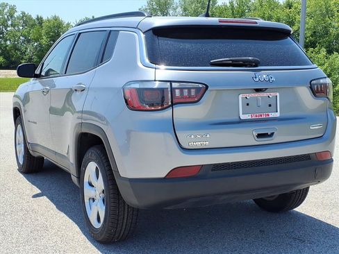 Used 2019 Jeep Compass Latitude AWD/4WD image 26