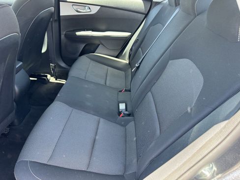 Used 2024 Kia Forte LXS FWD image 12