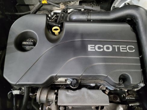 Used 2022 GMC Terrain SLE w/ Driver Convenience Package image 30