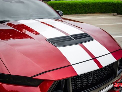 Used 2024 Ford Mustang GT RWD image 28