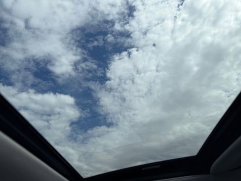 Used 2022 Hyundai Kona Limited image 11