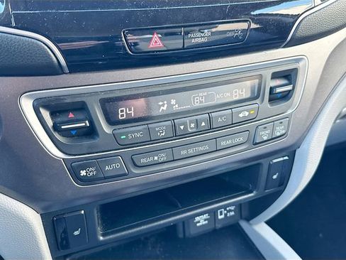 Certified 2021 Honda Pilot EX image 15