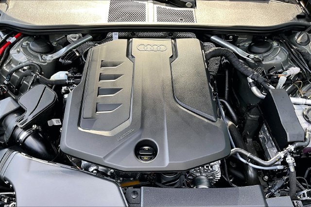 Used 2025 Audi A5 Premium Plus w/ Premium Plus AWD/4WD image 31