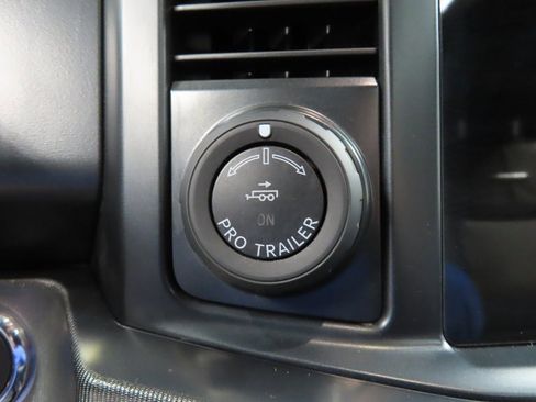 Used 2025 Ford F250 Platinum image 69