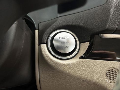 Used 2015 Mercedes-Benz E 400 E 400 w/ Premium 1 Package image 24