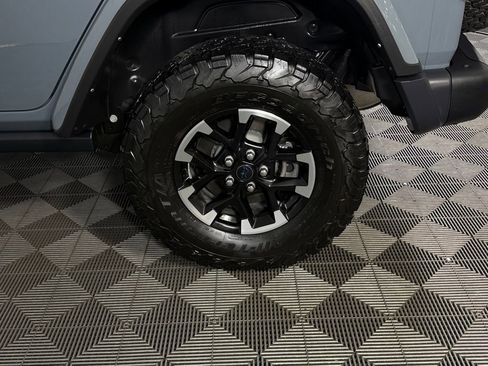 Used 2024 Jeep Wrangler Unlimited Rubicon 4xe AWD/4WD image 12