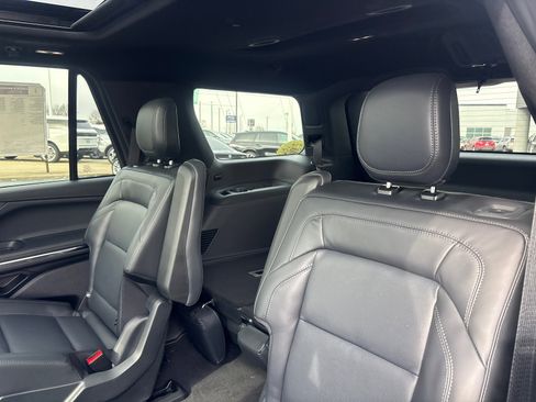 New 2026 Lincoln Navigator Reserve w/ Jet Appearance Package AWD/4WD image 26