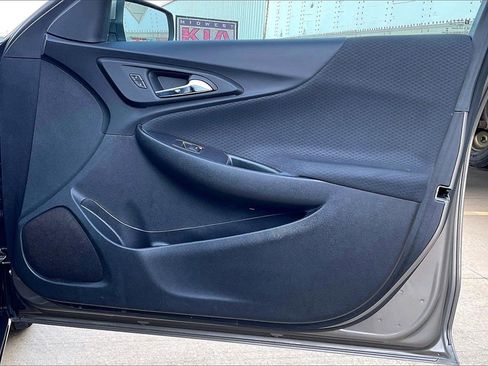 Used 2020 Chevrolet Malibu LT image 23