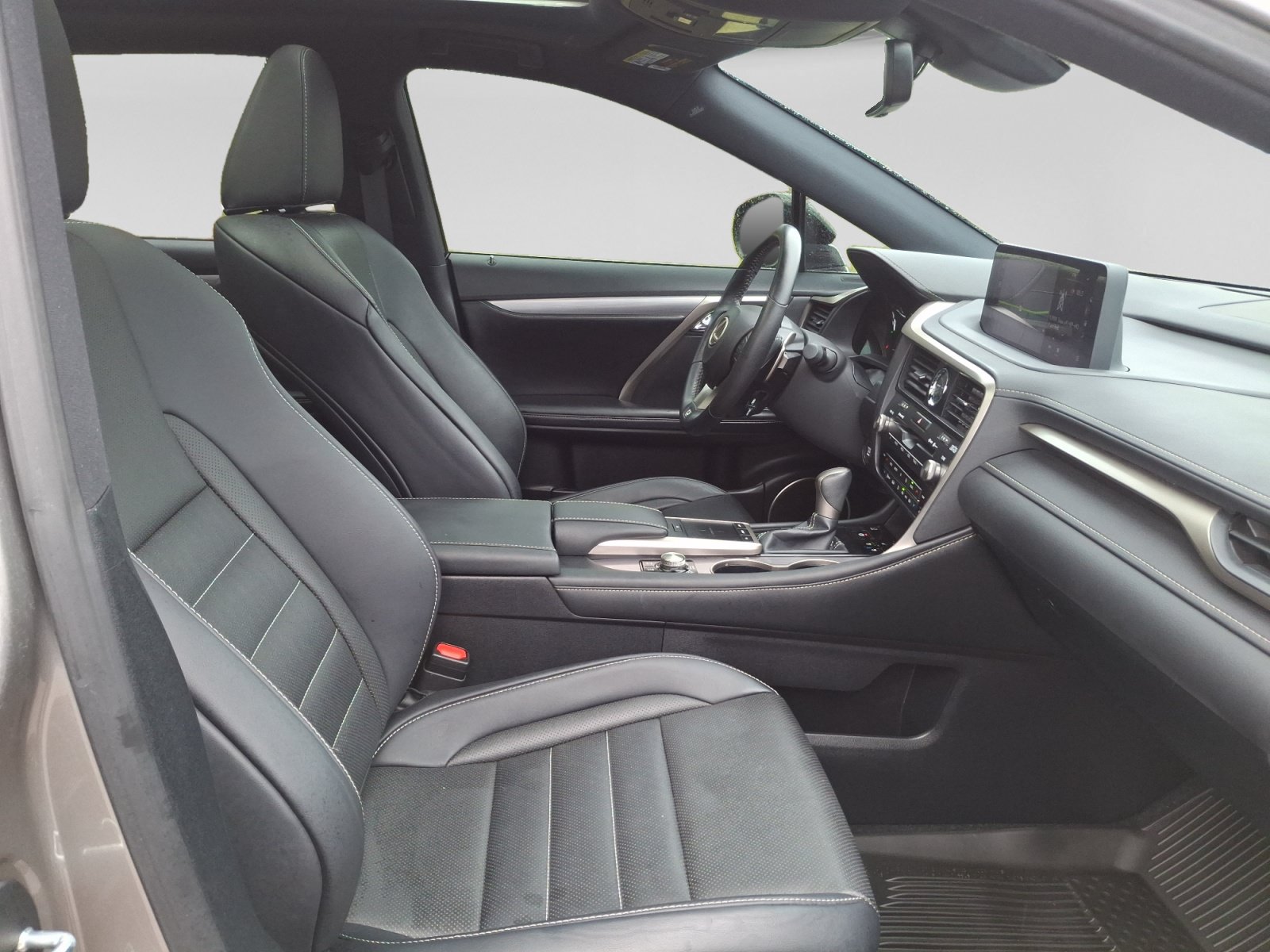 Used 2020 Lexus RX 350 F Sport w/ Accessory Package AWD/4WD image 30