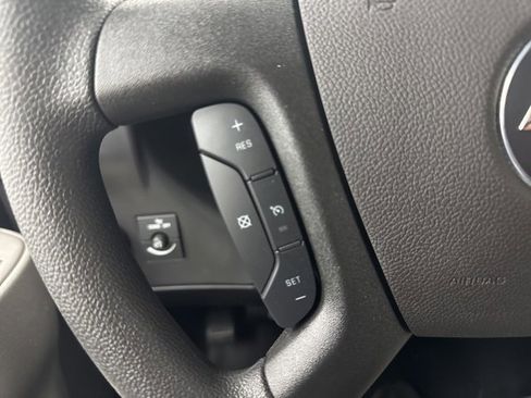 New 2026 Chevrolet Express 3500 w/ Power Convenience Package image 11