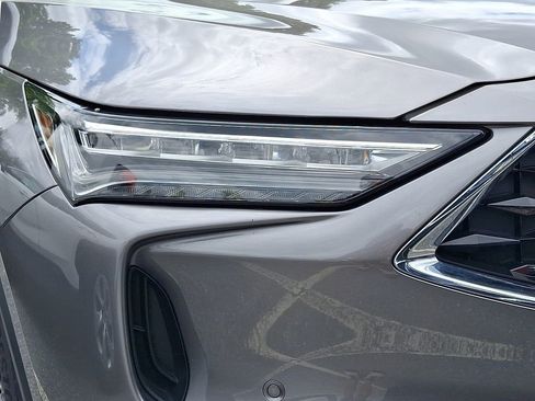 Used 2023 Acura MDX SH-AWD w/ Technology Package image 8