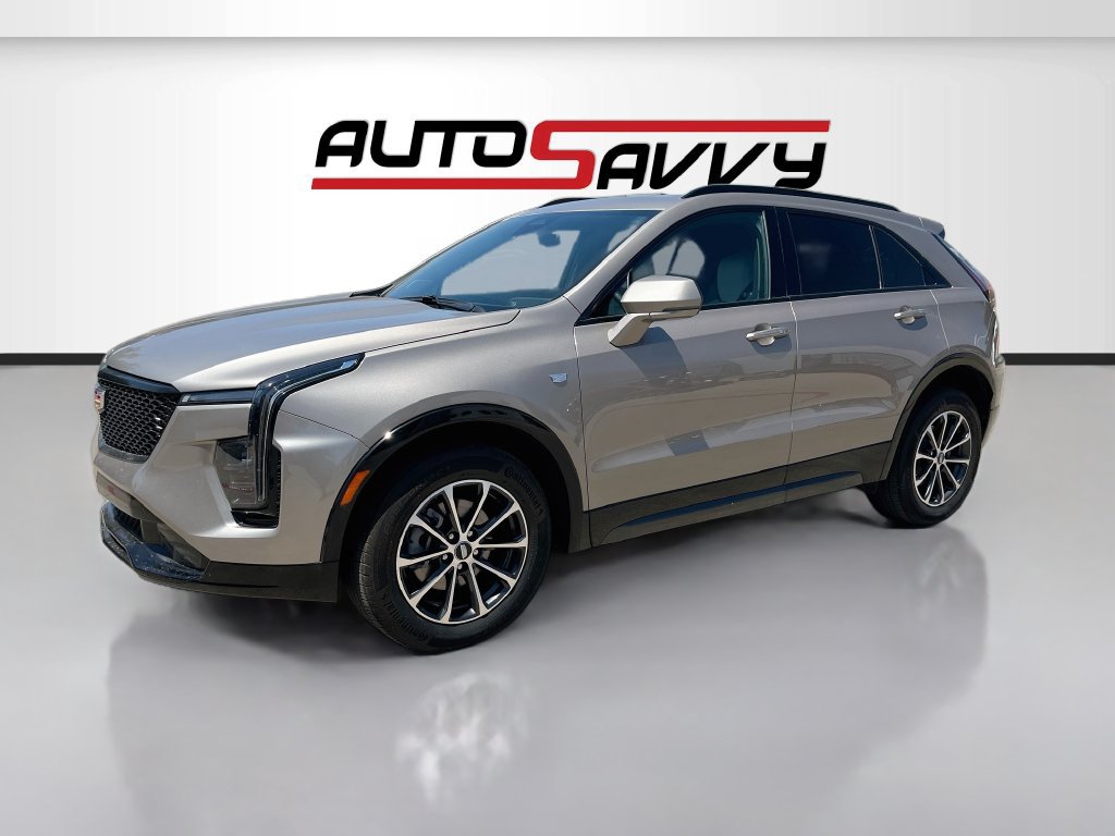 Used 2024 Cadillac XT4 Sport FWD image 3