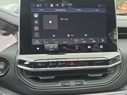 New 2026 Jeep Compass Latitude image 22