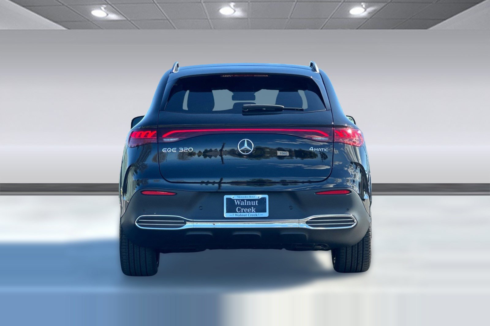 Used 2026 Mercedes-Benz EQE 320 4MATIC SUV image 9