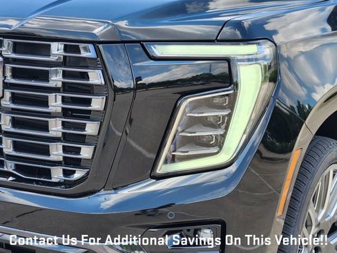New 2026 GMC Yukon Denali Ultimate w/ LPO, Floor Liner Package AWD/4WD image 6