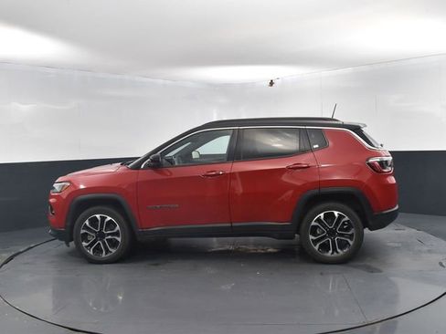 Used 2024 Jeep Compass Limited image 5