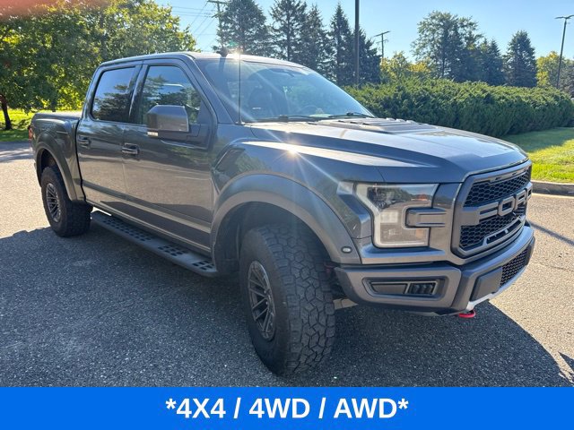 Used 2019 Ford F150 Raptor w/ Equipment Group 802A Luxury AWD/4WD image 2