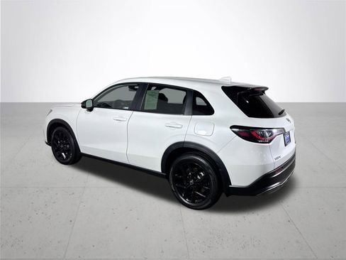 Certified 2023 Honda HR-V Sport image 9