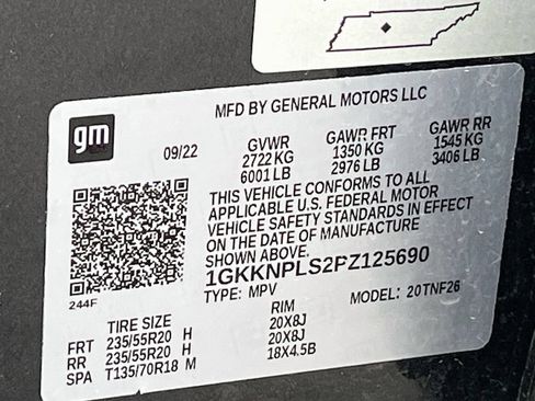 Used 2023 GMC Acadia Denali w/ Denali Ultimate Package FWD image 35