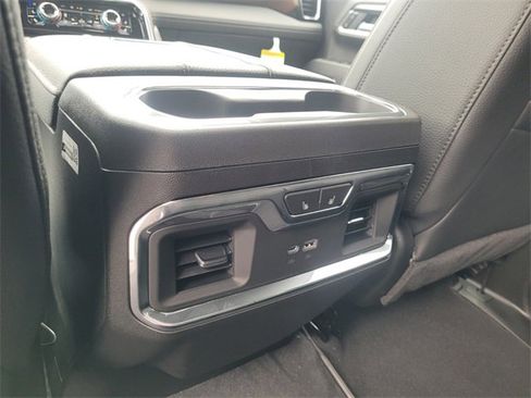 New 2025 GMC Sierra 2500 Denali w/ Denali Reserve Package image 9