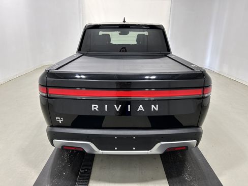 Used 2024 Rivian R1T Adventure AWD/4WD image 4