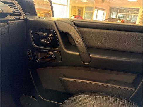 Used 2016 Mercedes-Benz G 550 image 27