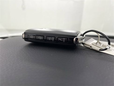 Certified 2025 MAZDA CX-90 3.3 Turbo w/ Preferred Package image 31