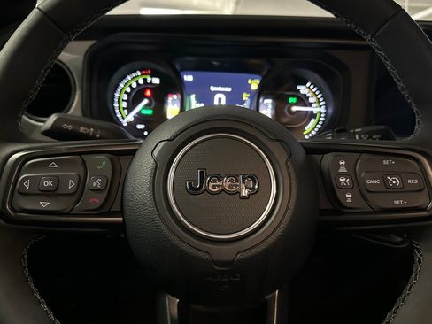 Used 2025 Jeep Wrangler Unlimited Sport S 4xe AWD/4WD image 22