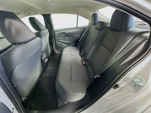 Used 2025 Toyota Corolla LE image 24