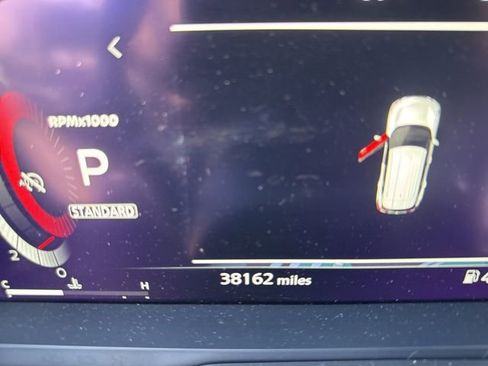 Used 2024 Nissan Rogue SL w/ SL Premium Package FWD image 2