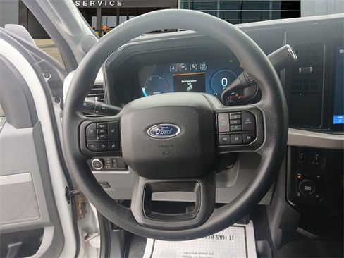 Used 2023 Ford F350 XLT w/ XLT Premium Package image 12