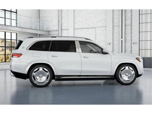 New 2026 Mercedes-Benz Maybach GLS 600 4MATIC image 17