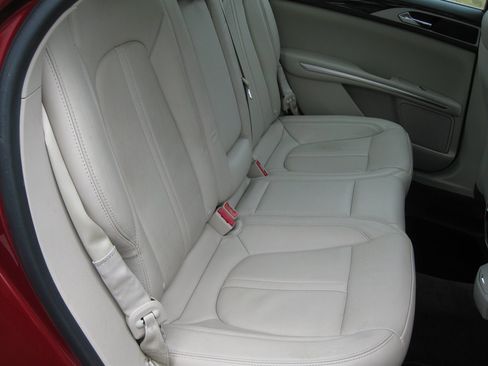 Used 2016 Lincoln MKZ Hybrid With Sunroof w/ Equipment Group 600A Reserve image 29