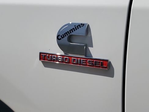 Used 2024 RAM 2500 Big Horn w/ Towing Technology Group AWD/4WD image 24