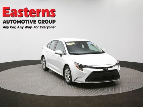 Used 2024 Toyota Corolla LE image 49