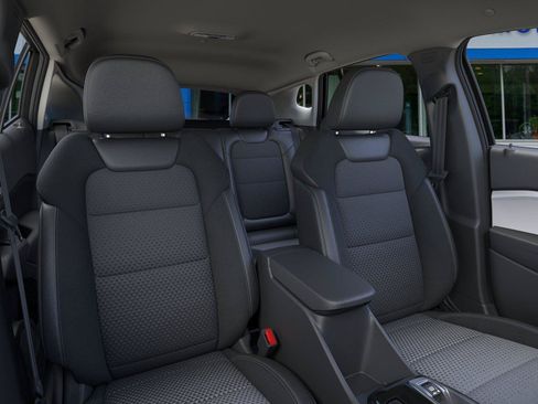 New 2026 Chevrolet Trax LT w/ Driver Confidence Package FWD image 16