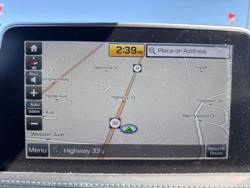 Used 2021 Genesis G70 2.0T w/ Elite Package image 12