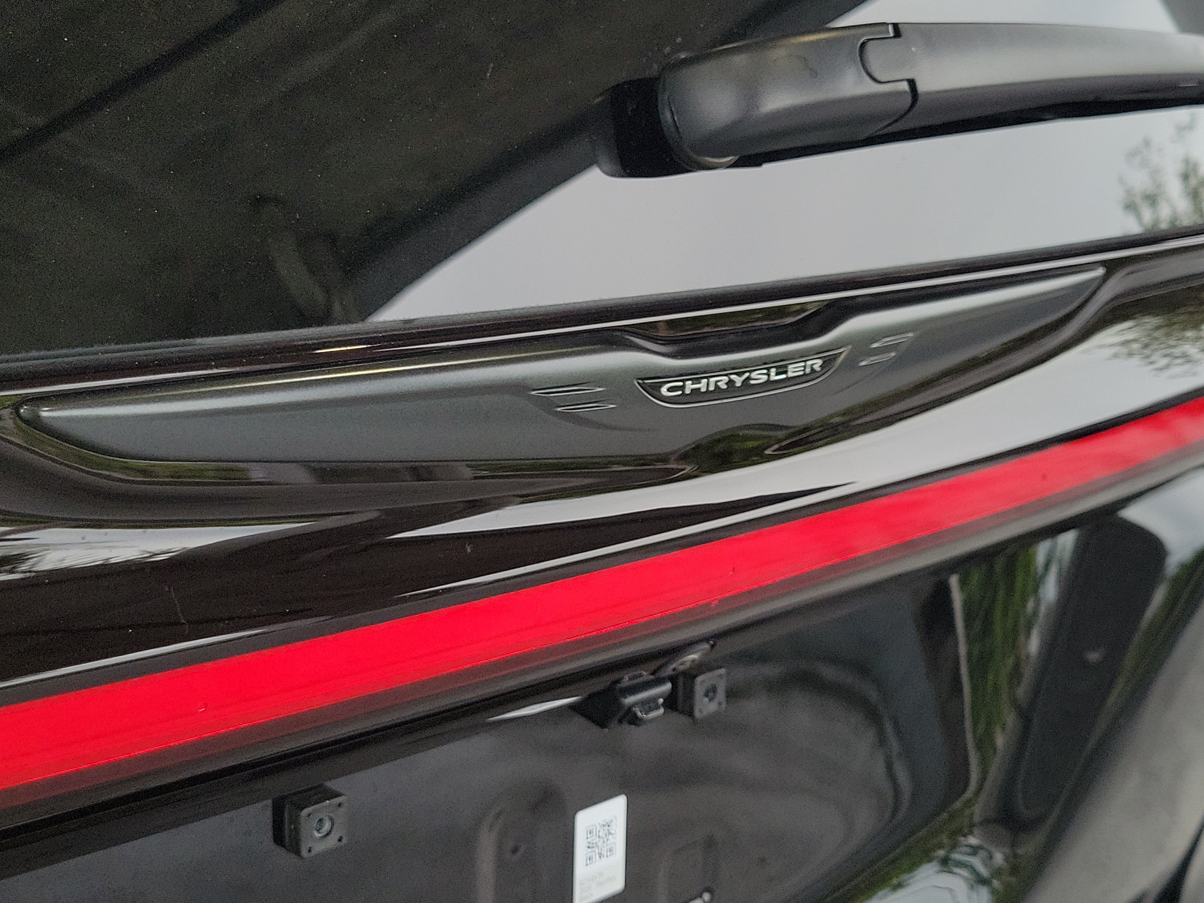 New 2026 Chrysler Pacifica Select w/ S Appearance Package FWD image 6