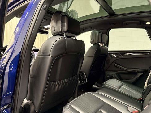 Used 2024 Porsche Macan Turbo w/ Premium Plus Package image 18