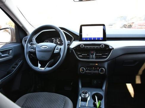 Used 2022 Ford Escape SE w/ Cold Weather Package image 20