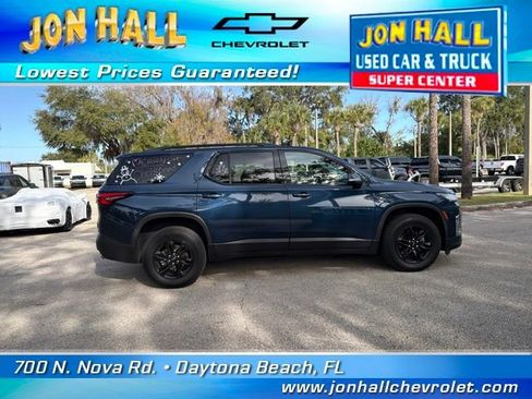 Certified 2023 Chevrolet Traverse LS w/ Midnight/Sport Edition image 10